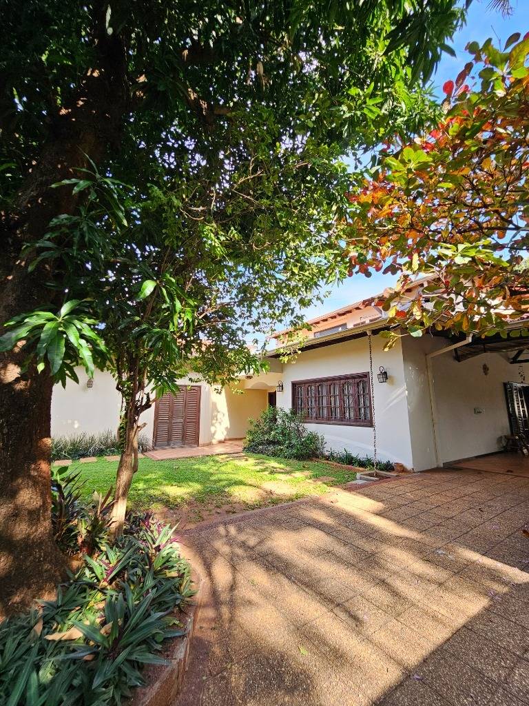 ALQUILO AMPLIA CASA EN LAMBARÉ • BARRIO PALOMAR (sin muebles) — foto 2