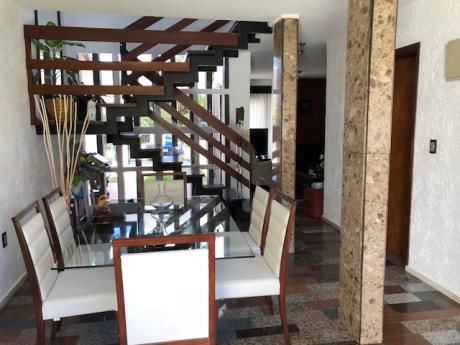 Hermosa Casa Al Sur!! Cerca De Todo!!