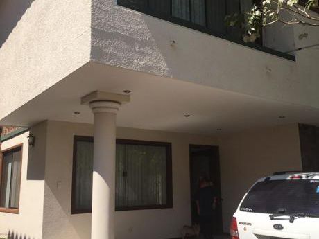 Casa En Venta A Una Cuadra Del Camino Real