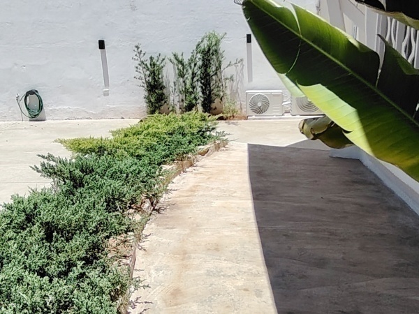LOS LAURELES! IMPORTANTE RESIDENCIA EN ALQUILER — foto 2
