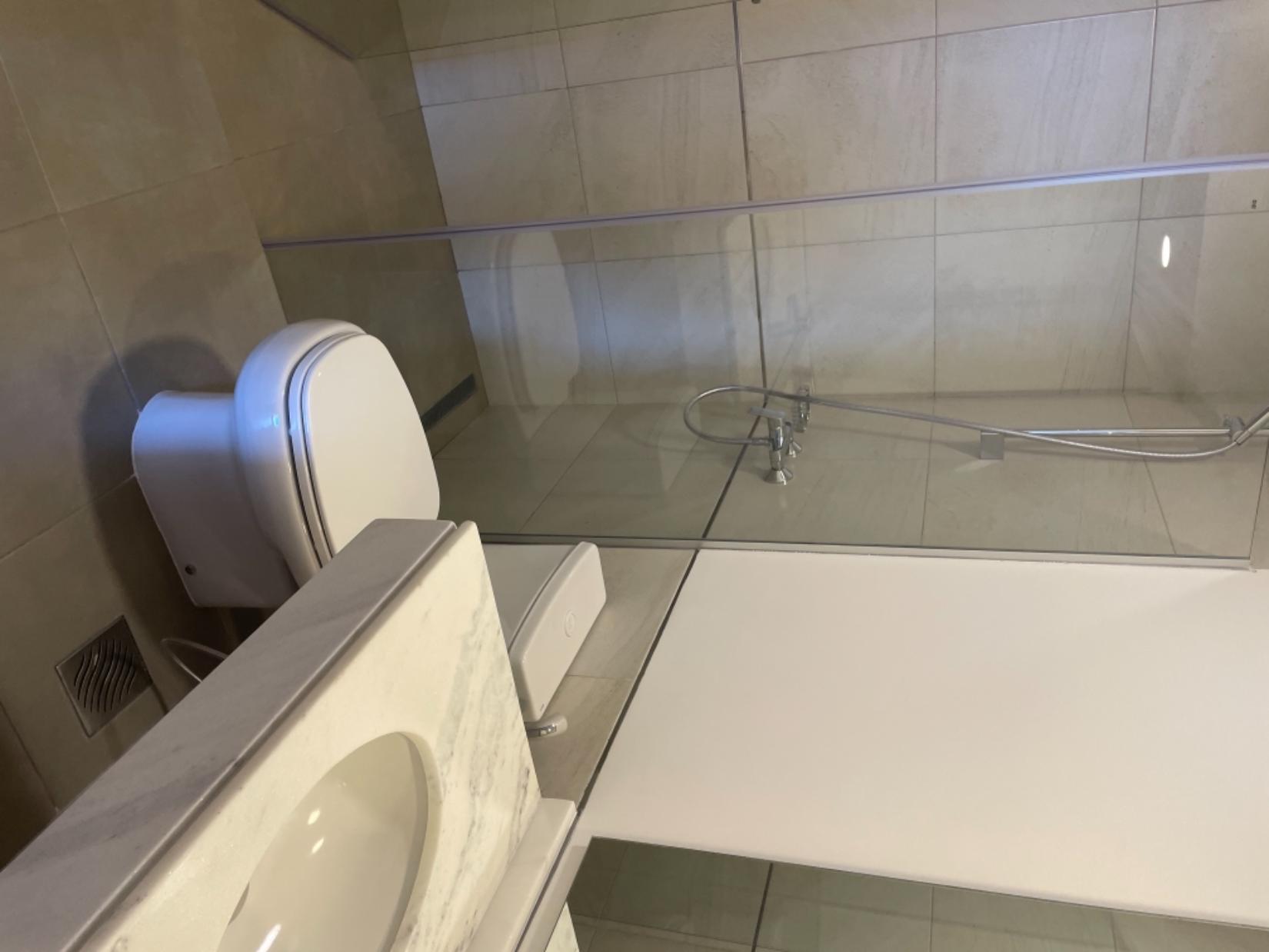 Vendo dúplex Moderno en Mburucuyá, zona Colegio Lumen para inversiones — foto 3