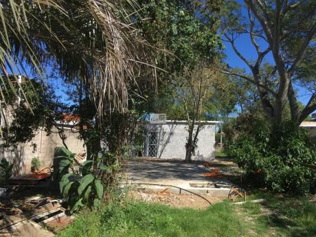Terreno Con Mejoras En Solymar Sur