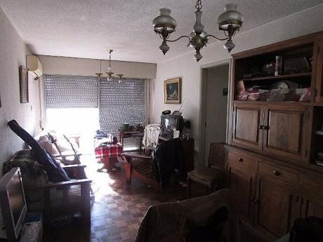 Oportunidad !!! Por 18 Al Frente, Piso Alto, Soleado, 2 Baños, Vig. 24 Hs