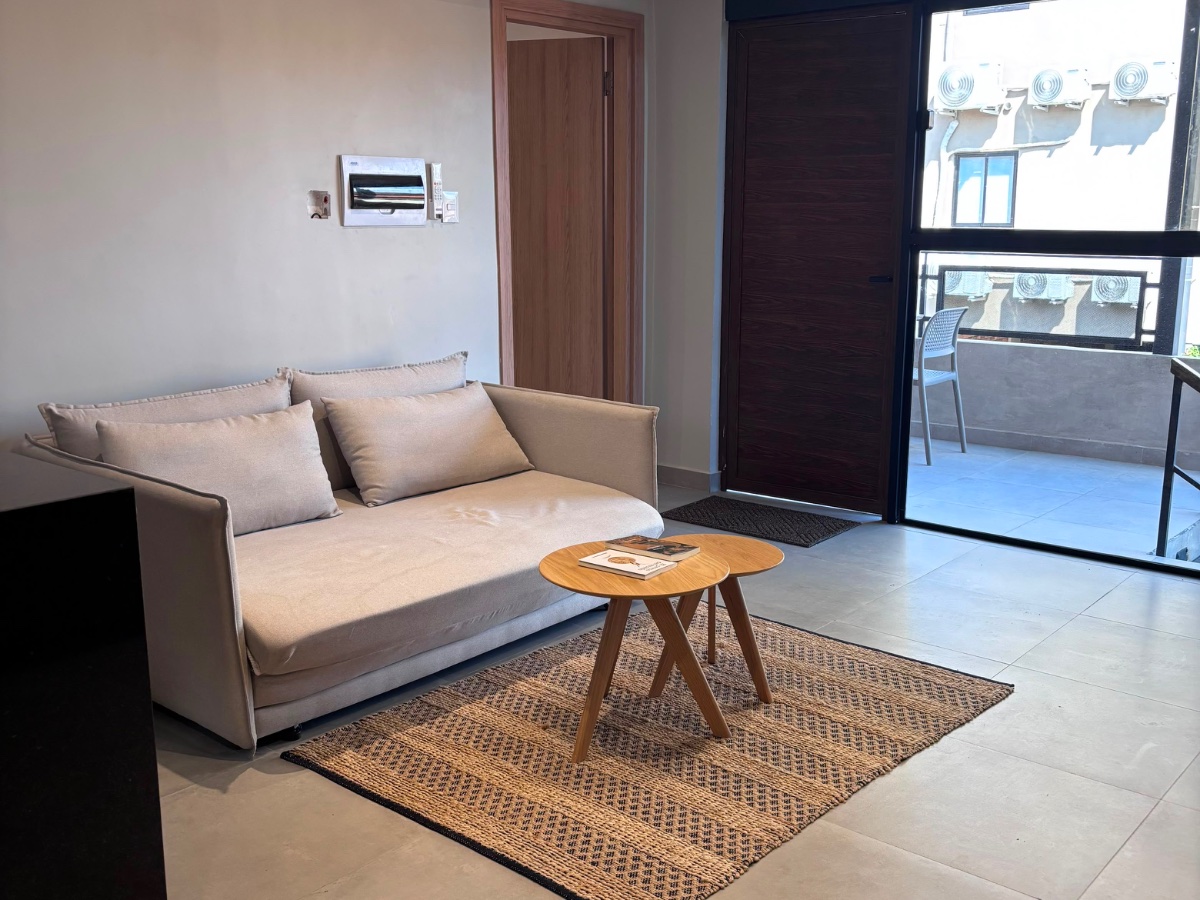 DEPARTAMENTO AMOBLADO DE 2 HABITACIONES EN BARRIO HIPODROMO — foto 2