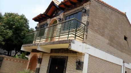 Atención!! Casa En Ycua Dure - Luque