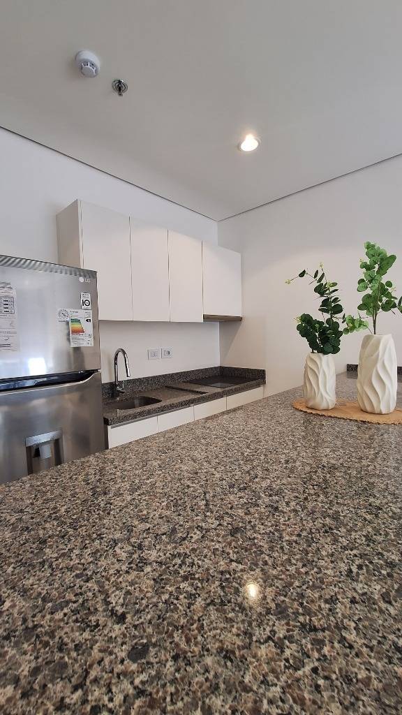 En venta monoambiente amoblado y con cochera - Barrio Herrera — foto 3
