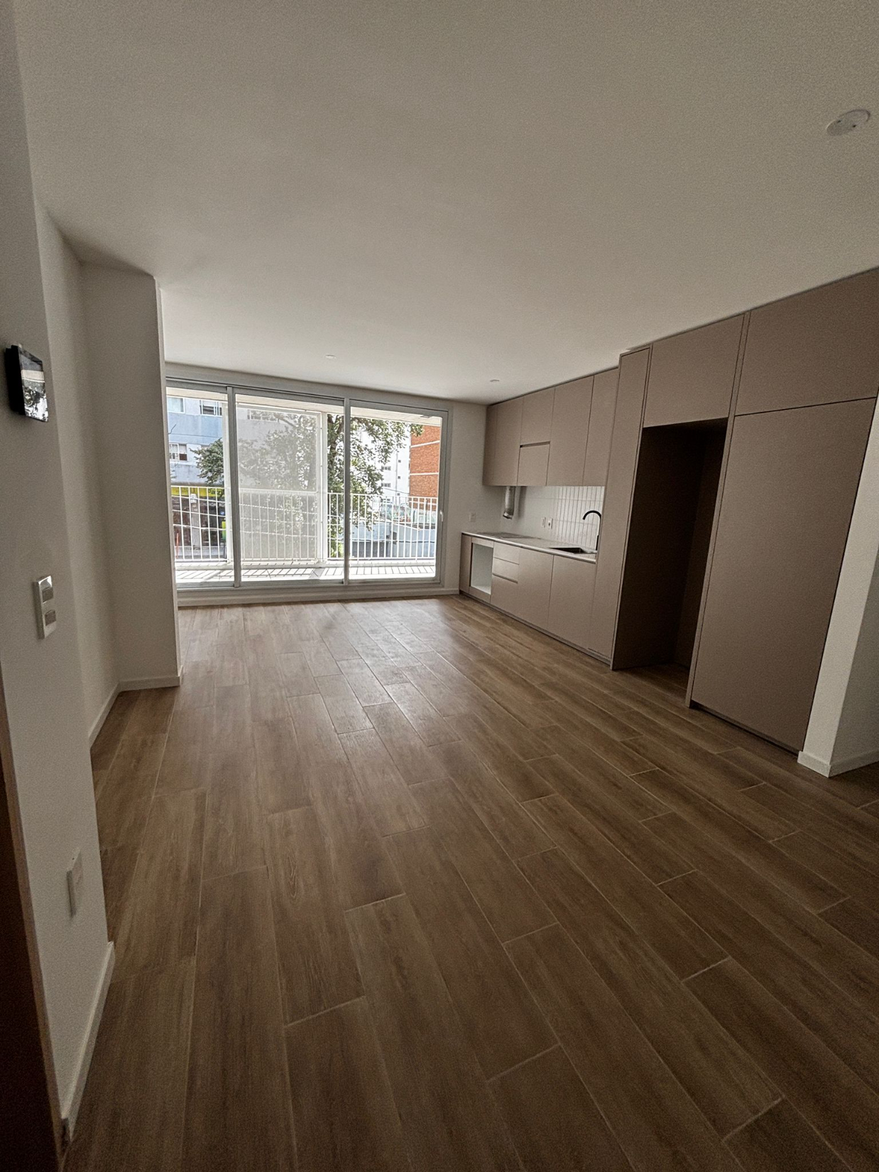 A Estrenar - Punta Carretas/golf - 1 Dormitorio  Con  Gran Terraza