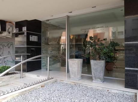Apartamento A Una Cuadra De La Rambla En Pocitos 1 Dormitorio