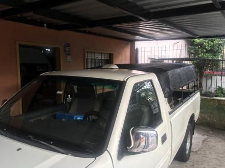 Dos Casas En Un Mismo Padrón.