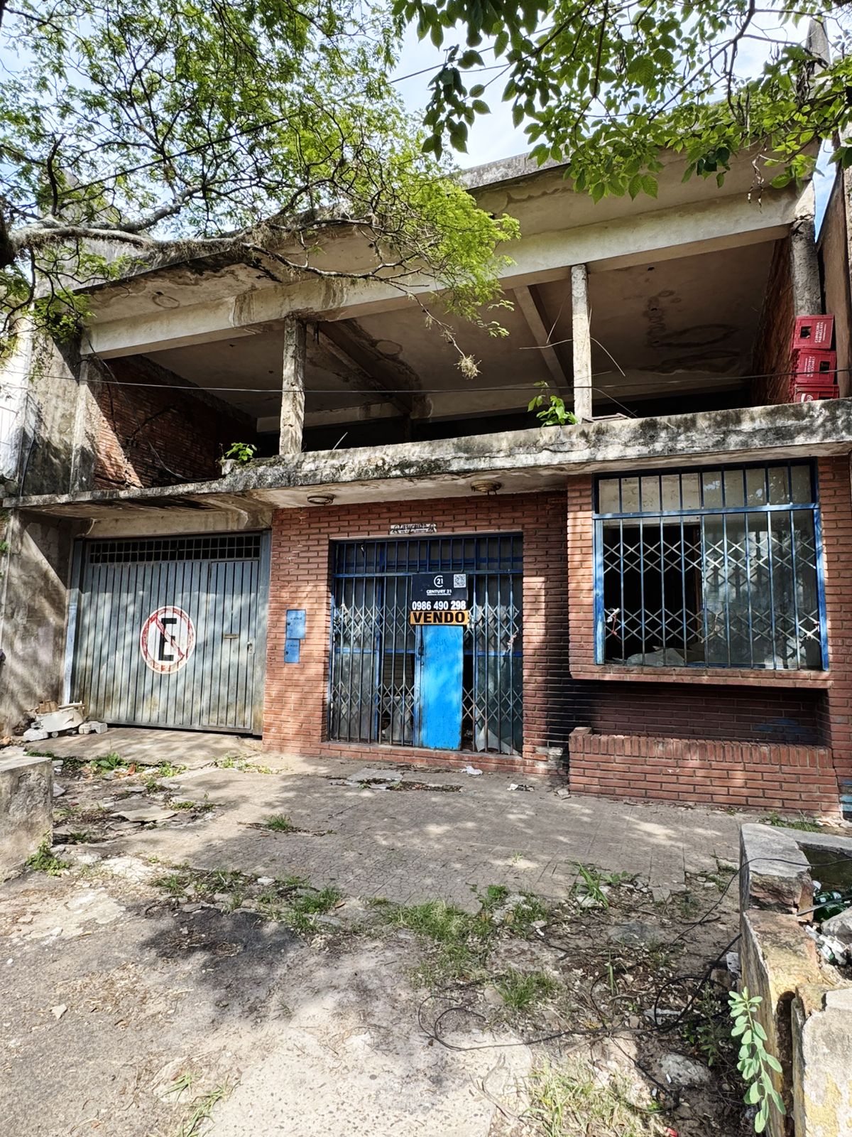 Depósito + Vivienda