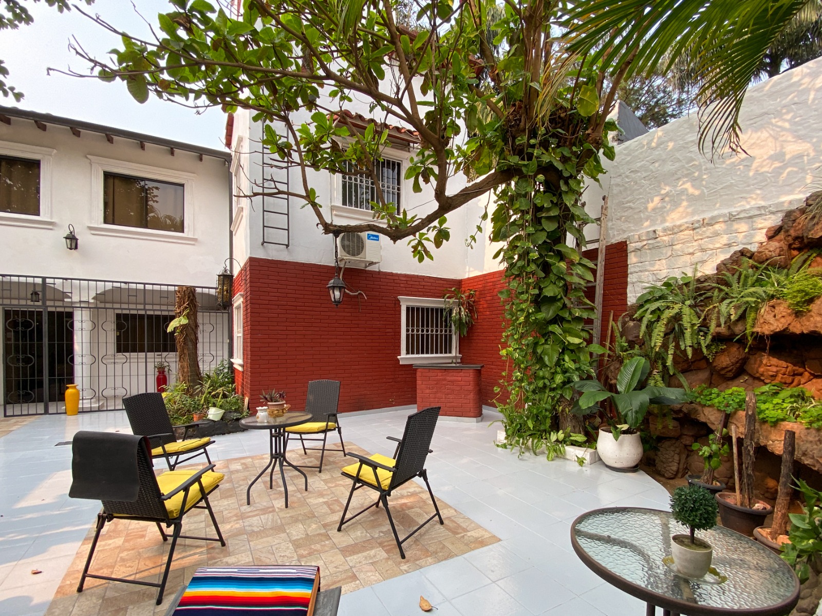Vendo Casa en Barrio Mariscal, Asunción — foto 3