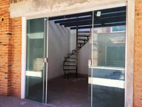 Local Y Salones Comerciales En Alquiler – Villa Elisa