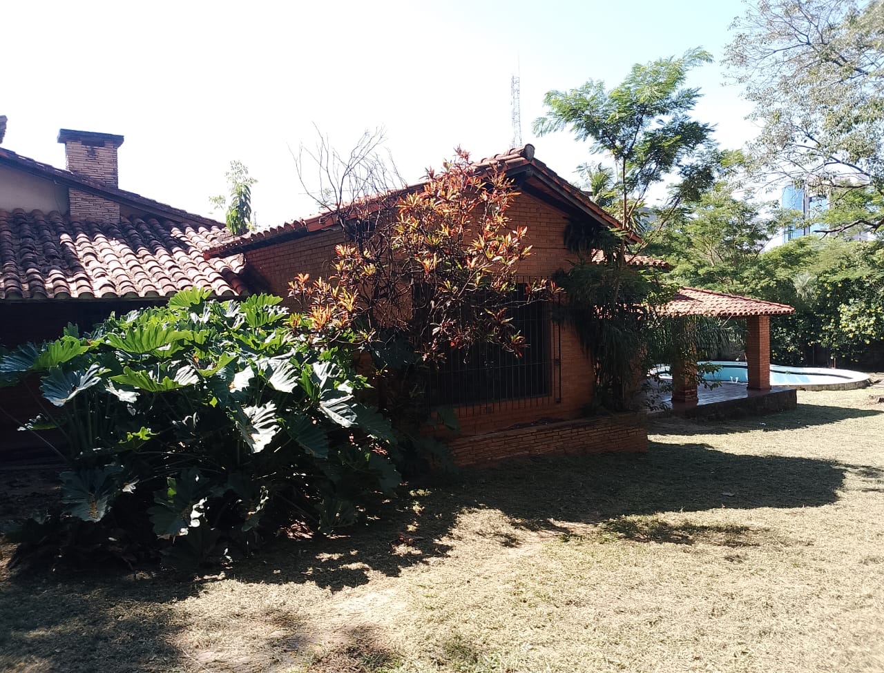 Local comercial en alquiler en Villa Morra, Asunción — foto 3
