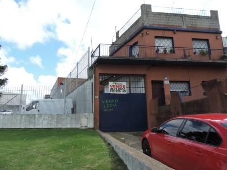 Gral Flores Y Propios! Local 480m + Fdo 500m Aprox