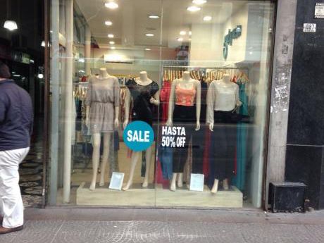 Excelente Local Sobre 18 De Julio Y Río Negro