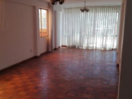 Departamento Duplex En Los Pinos- Bloques Primeros C. 2