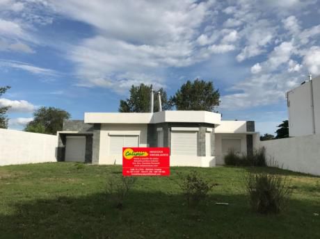 3 Dormitorios - 2 Baños - Parrillero - Inmobiliaria Calipso