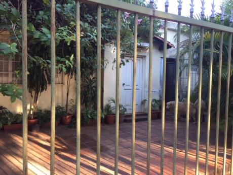 Venta De Casa De 2 Dormitorios, En Barrio Herrera