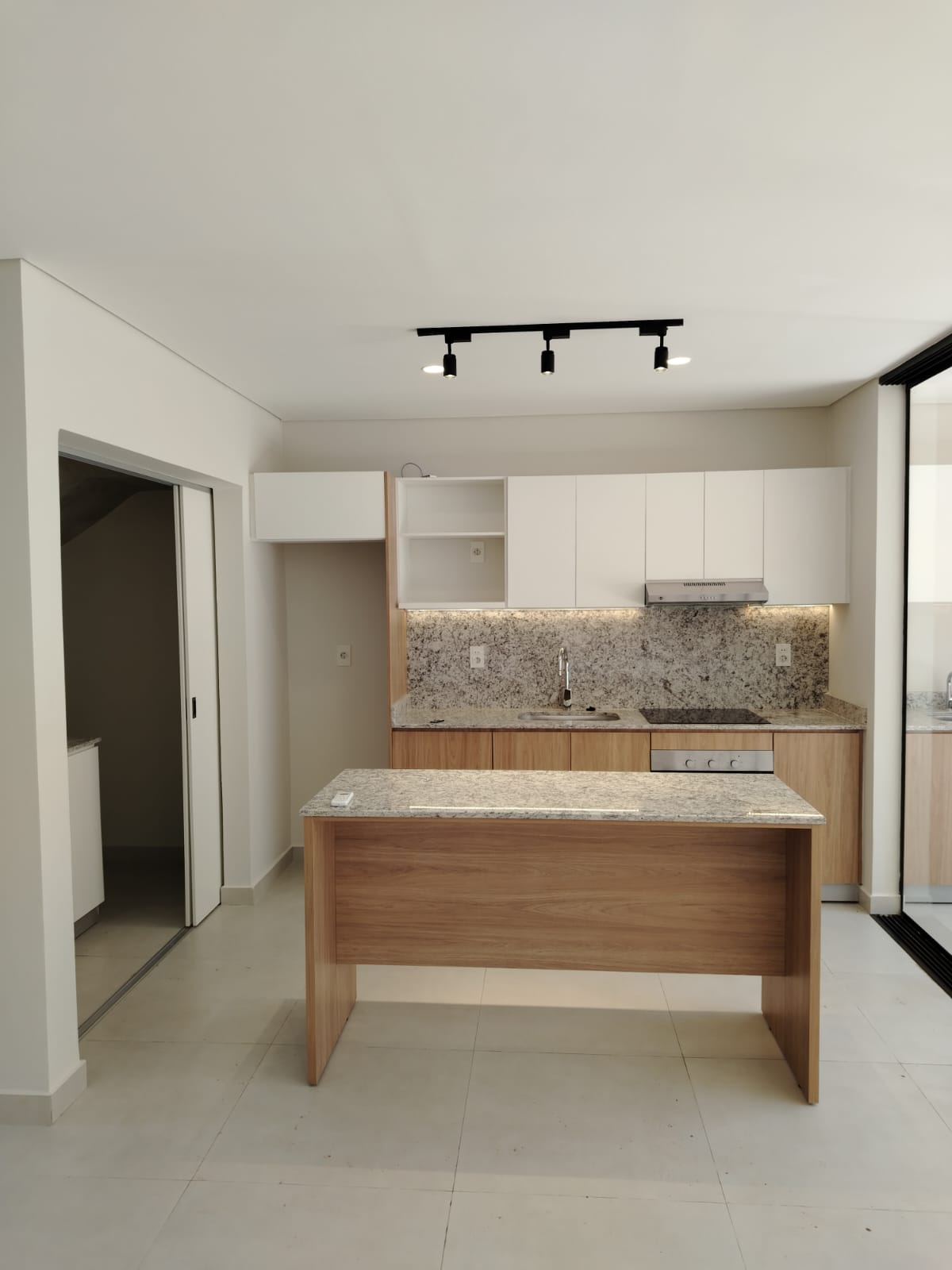 VENDO DUPLEX  CON PISCINA EN EL BARRIO CERRADO  ALTEA LAGUNA — foto 3