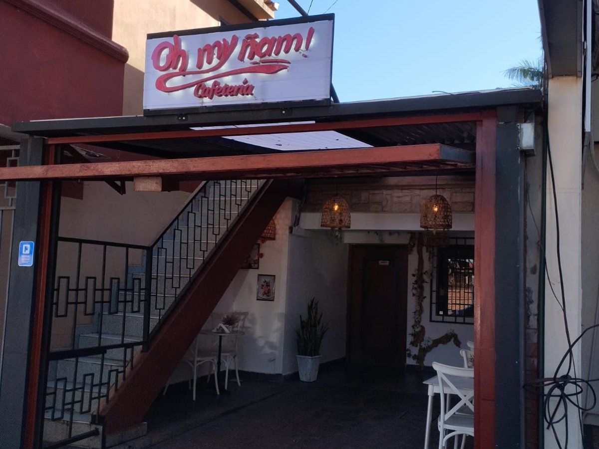VENDO SALÓN COMERCIAL EN BARRIO CATEDRAL — foto 2