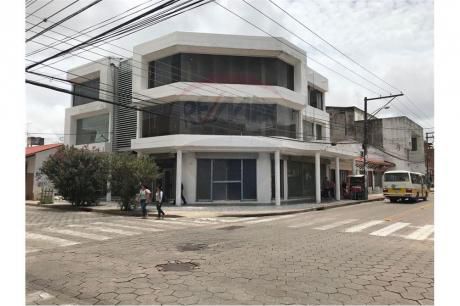 Edificio En Alquiler Optimo Para Empresas "centro"