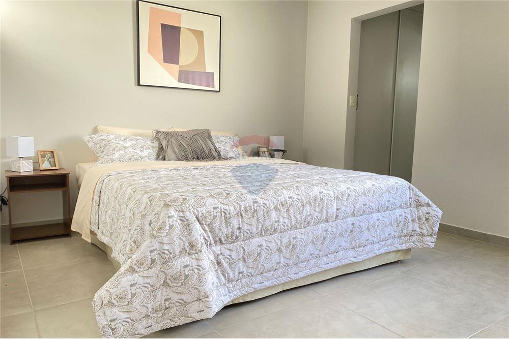 EN VENTA CASA EN BARRIO CERRADO- LUQUE. — foto 2
