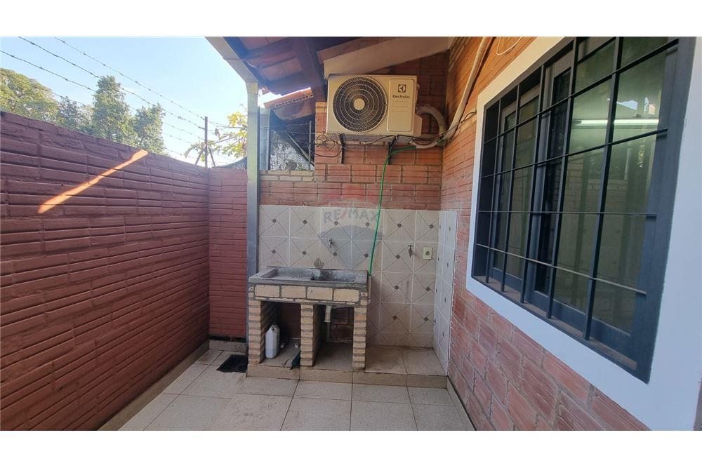 VENDO HERMOSO CHALET EN BO. CERRITO DE CAPIATA — foto 3