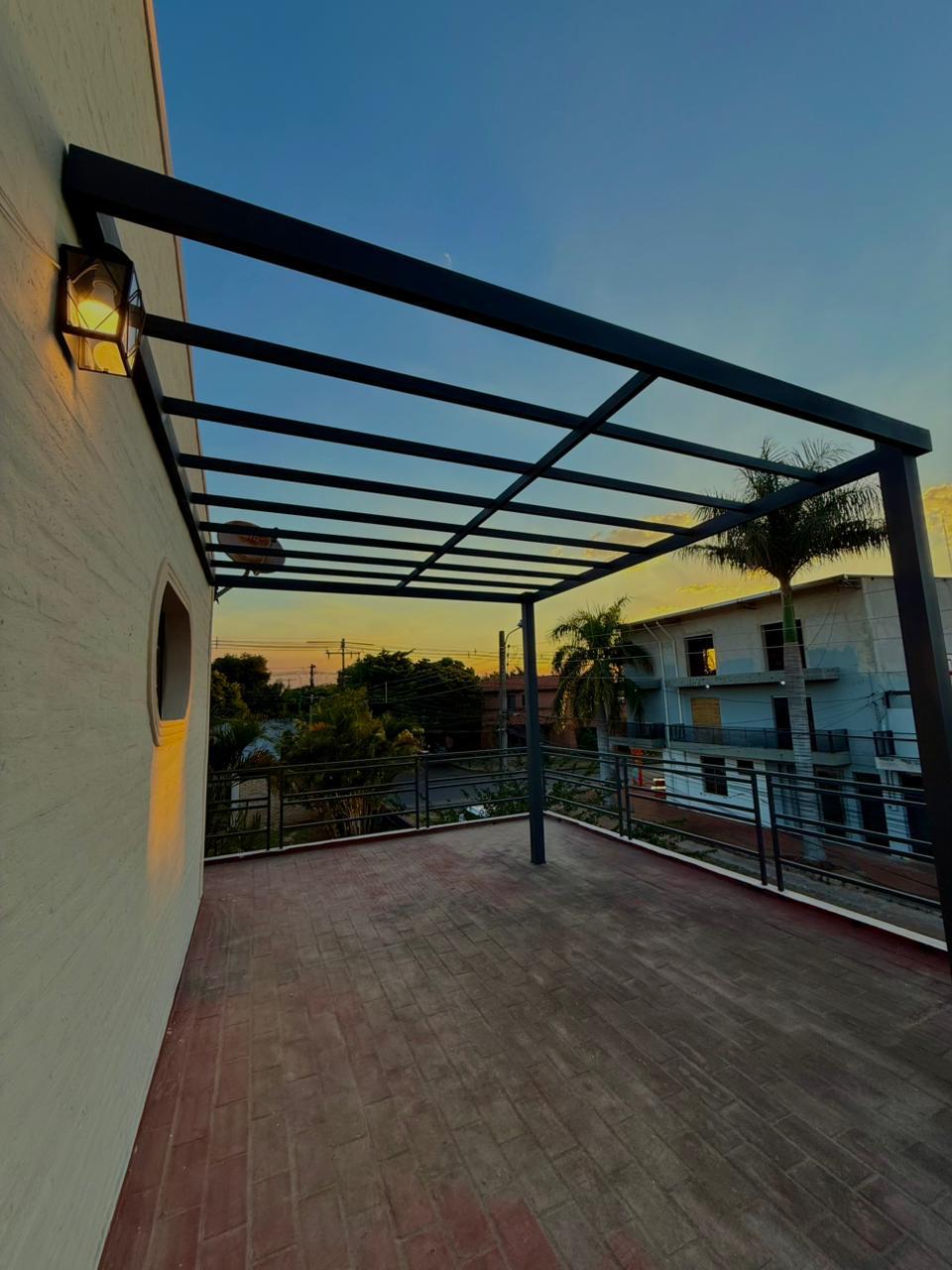 Casa en alquiler en Luque — foto 3
