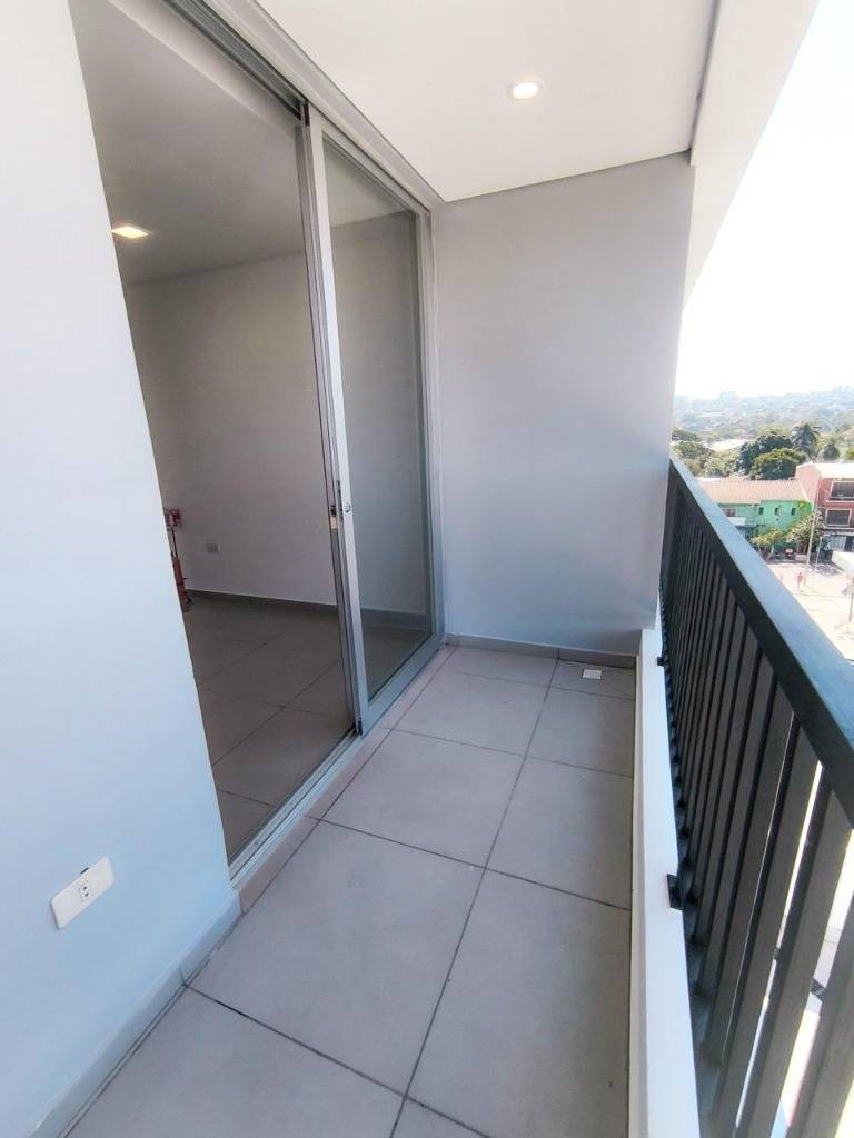 Alquiler de Departamento en el Edificio Céntric – Félix Bogado — foto 3