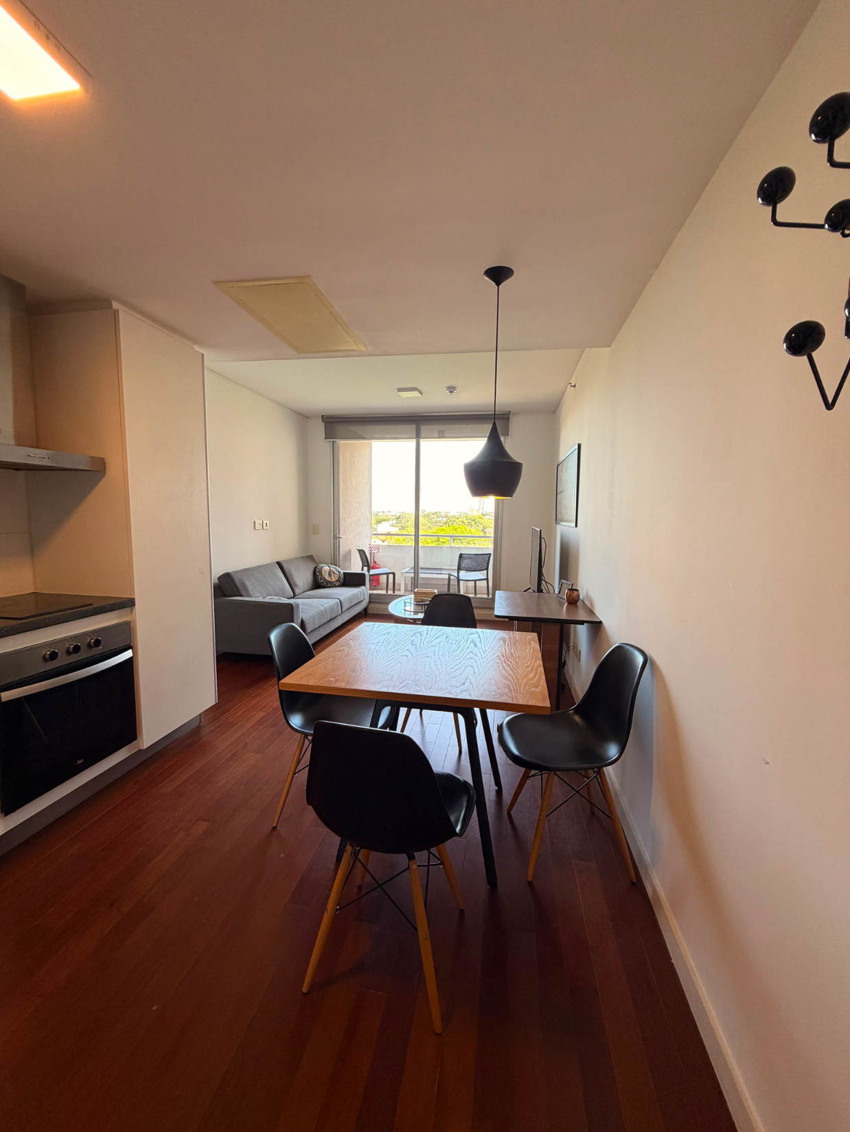 AVDA SANTA TERESA EXCLUSIVO DEPTO AMOBLADO DE 1 DORMITORIO CON COCHERA — foto 2