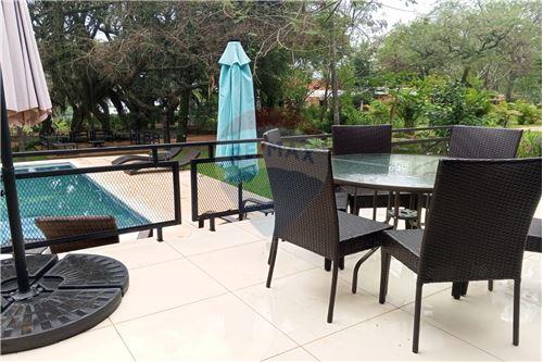 CASA DE VERANO EN VENTA, SAN BERNARDINO — foto 3