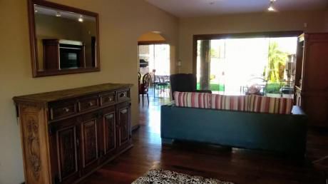 Alquilo Estupenda Casa Con O Sin Muebles