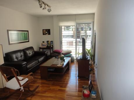 Apartamento En Alquiler De 1 Dormitorio Con Patio Y Garaje