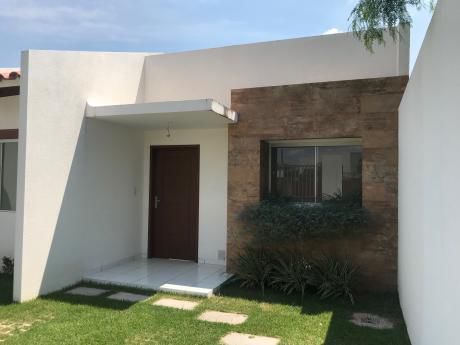 Económica Casa En Venta En Zona Norte- 3hab- 95.000$us