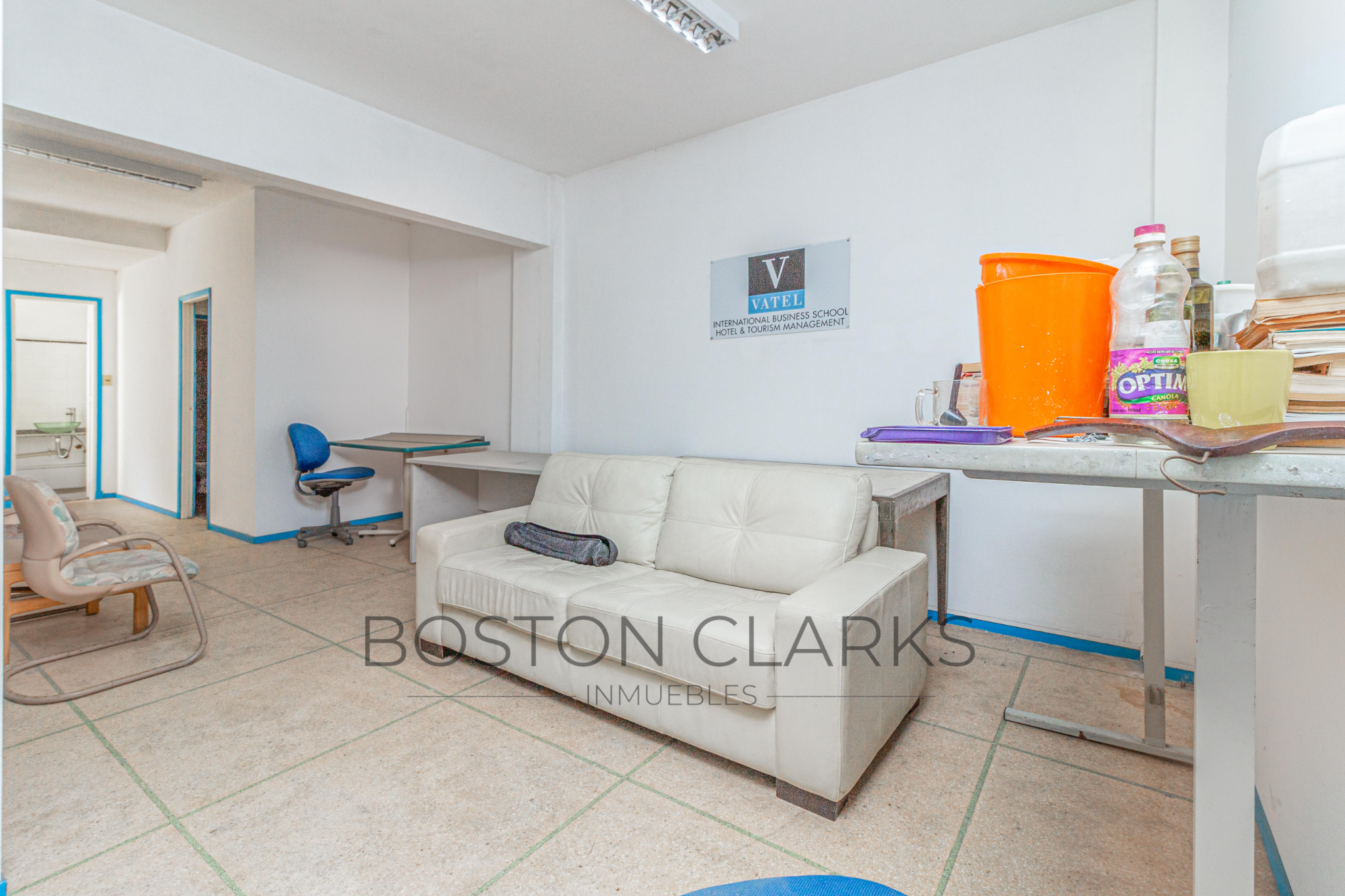OFICINAS EN ALQUILER EN CIUDAD VIEJA, 170M2. · Foto 2