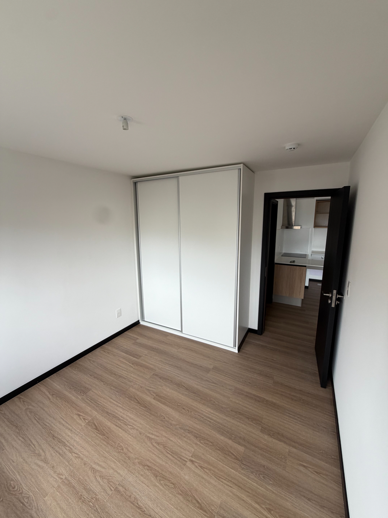 Apartamento 1 dormitorio, cochera, terraza · Foto 12