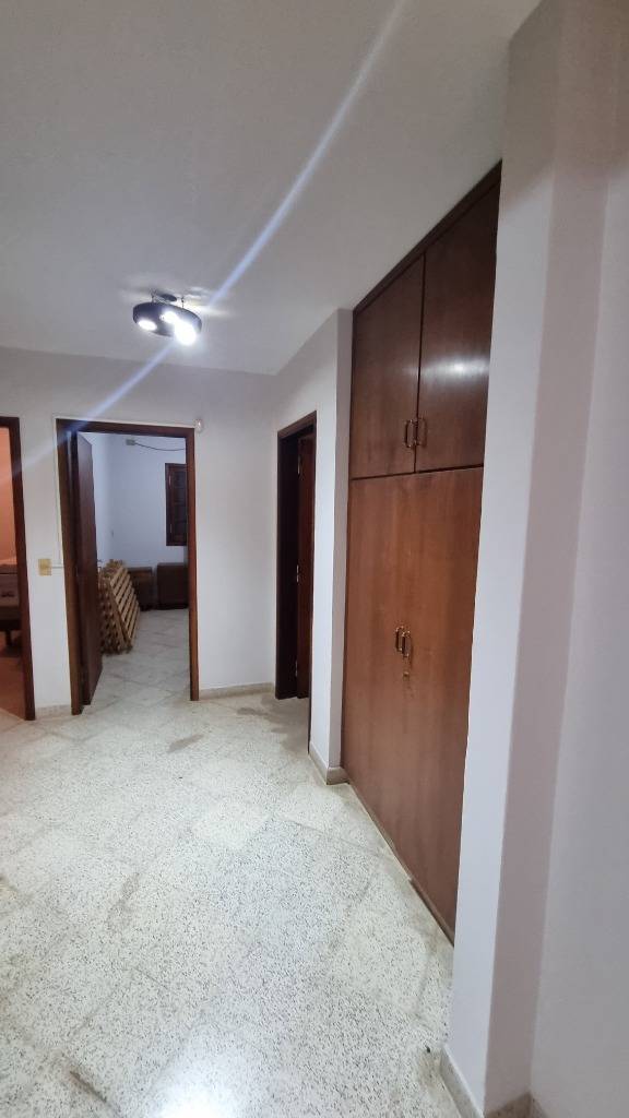 Alquilo Casa en esquina - Mariano Roque Alonso — foto 2