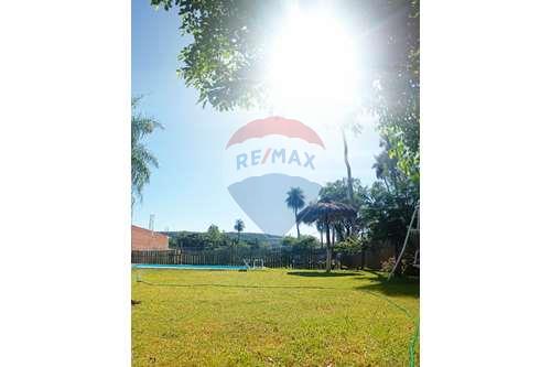 CASA DE VERANO EN VENTA, CORDILLERA CAACUPE — foto 2
