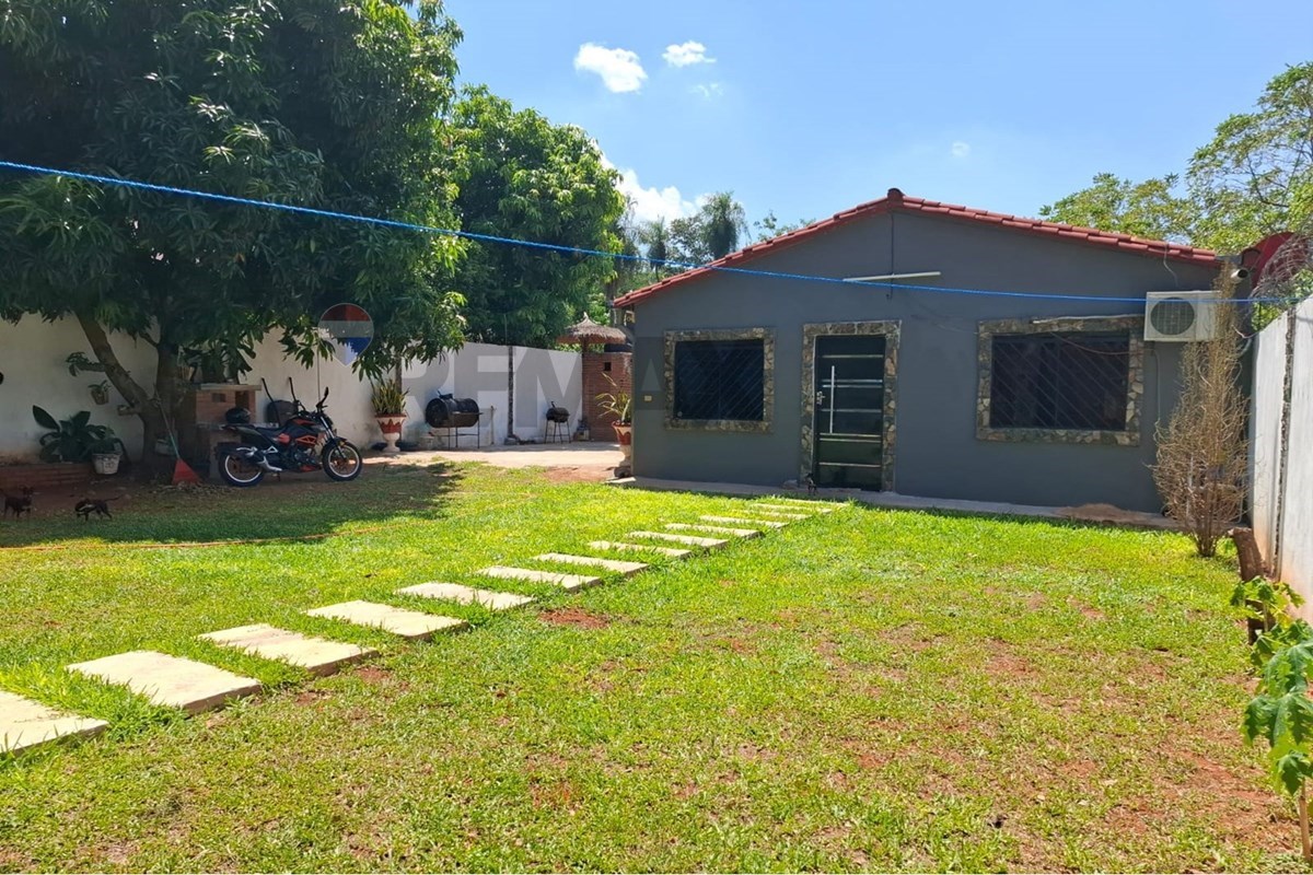 Hermosa casa den la Ciudad de Luque Costa Sosa — foto 2