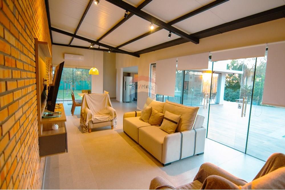 En Venta - Casa de Verano -San Bernardino, Cordillera, Paraguay — foto 2