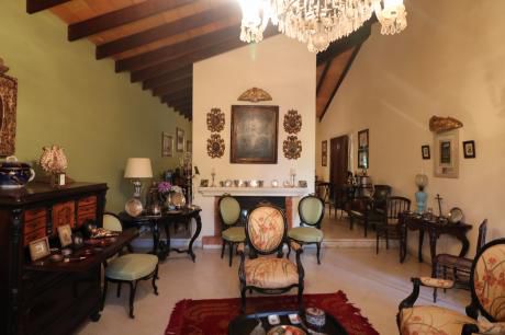 Vendo Casa Barrio Mburucuya