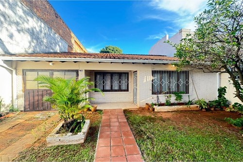 Casa en alquiler en Villa Aurelia