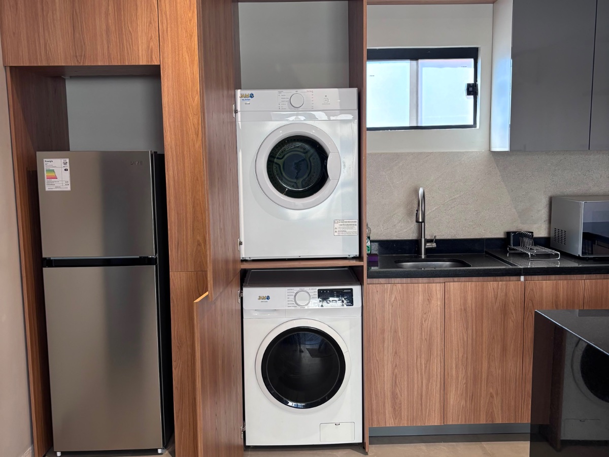 DEPARTAMENTO AMOBLADO DE 2 HABITACIONES EN BARRIO HIPODROMO — foto 3