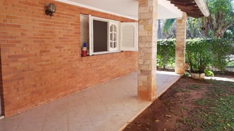 Alquilamos Casa En Lambaré