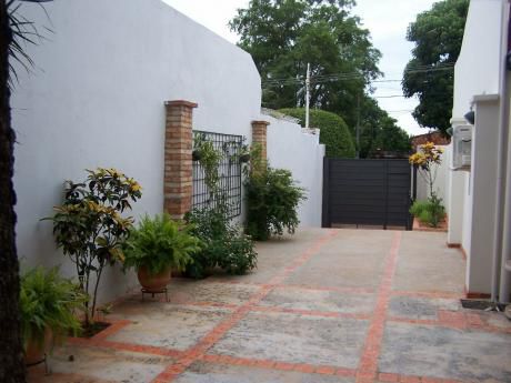 Vendo Casa Impecable /bº Palomar - Lambare