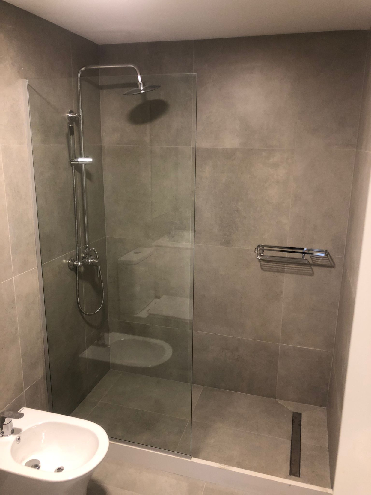Exclusivo Apartamento de 1 Dormitorio con Terraza Privada en el Corazón de Pocitos. · Foto 4