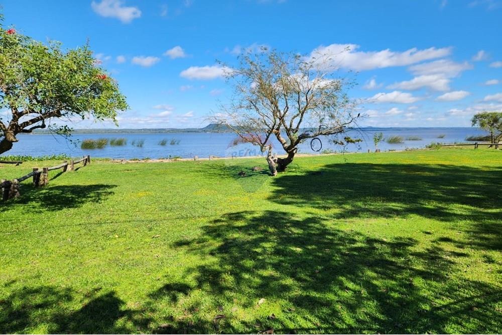 Residencia - Venta - San Bernardino, Cordillera, Paraguay — foto 2