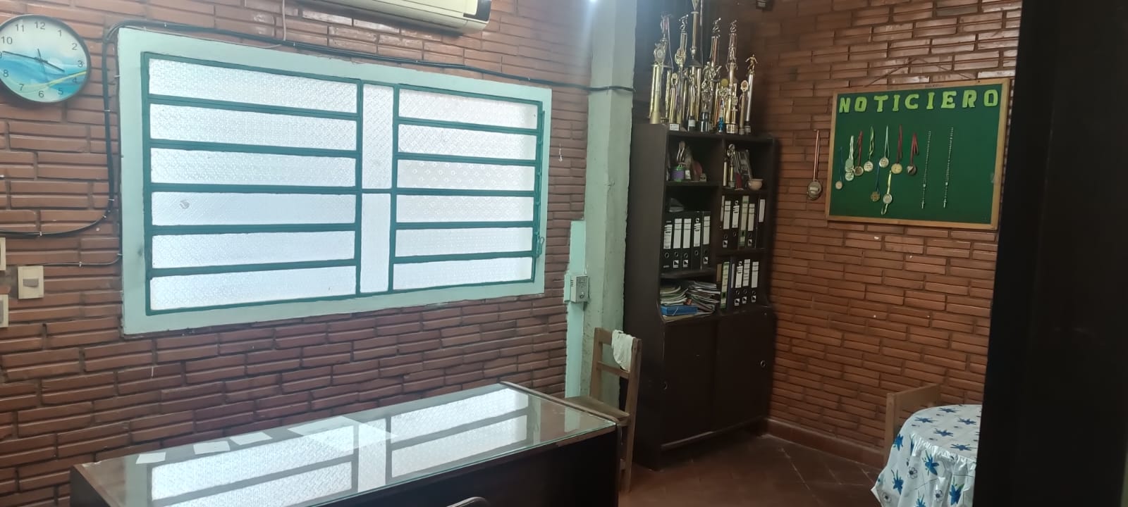 ALQUILER DE EX COLEGIO – IDEAL PARA INSTITUCIÓN, EMPRESA O EMPRENDIMIENTO — foto 3