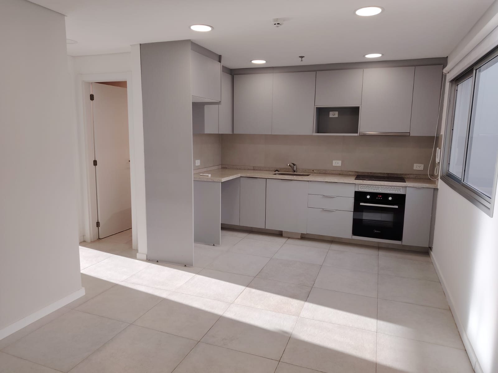 Departamento de 1 Dormitorio en In Molas | Cochera | Gs. 4.100.000 — foto 3