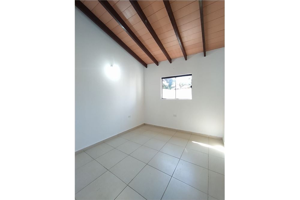 CHALET DE 2 DORMITORIOS EN VENTA EN SAN LORENZO NC — foto 3